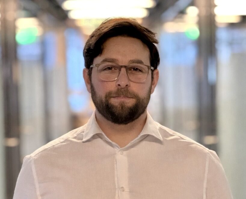 Ferhan Osseili, Strategie & Governance Specialist